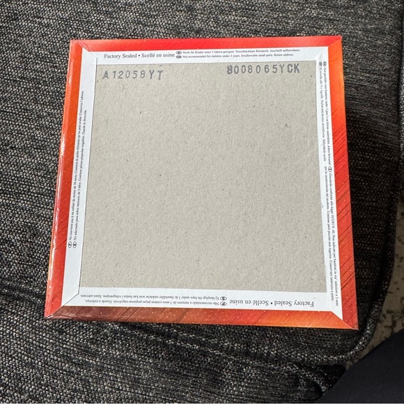 Brand New Disney High School Musical Puzzle - Red 2007 - Picture 4 of 4